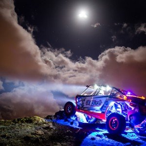 2014-glazzkraft-polaris-rzr-xp1000-pre-runner-utvunderground.com013 (1)