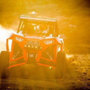 2014-glazzkraft-polaris-rzr-xp1000-pre-runner-utvunderground.com041